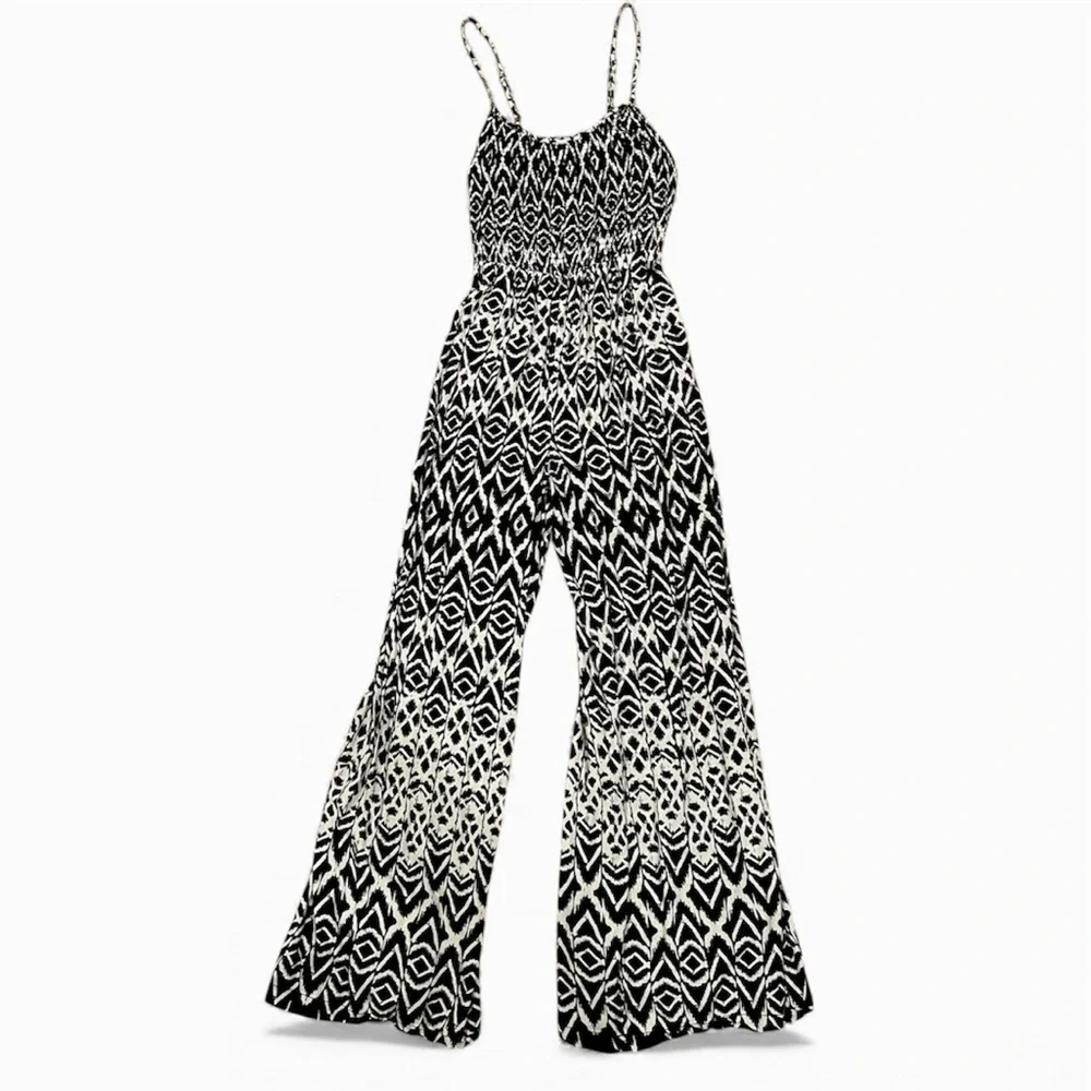 Angie Monochrome Jumpsuit - Picture 3 of 7